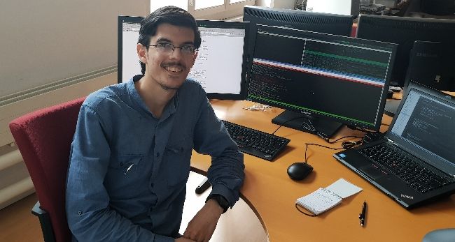 Authmane Terki, ex développeur, enseignant de maths, physique et programmation indépendant